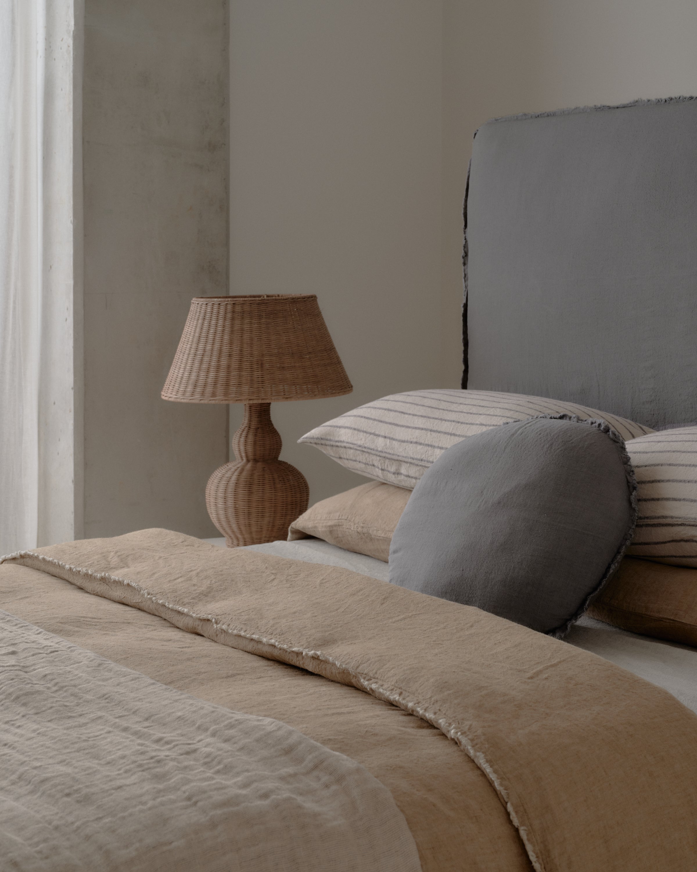 Crush Double Linen Throw Blanket  - Petra/Kali