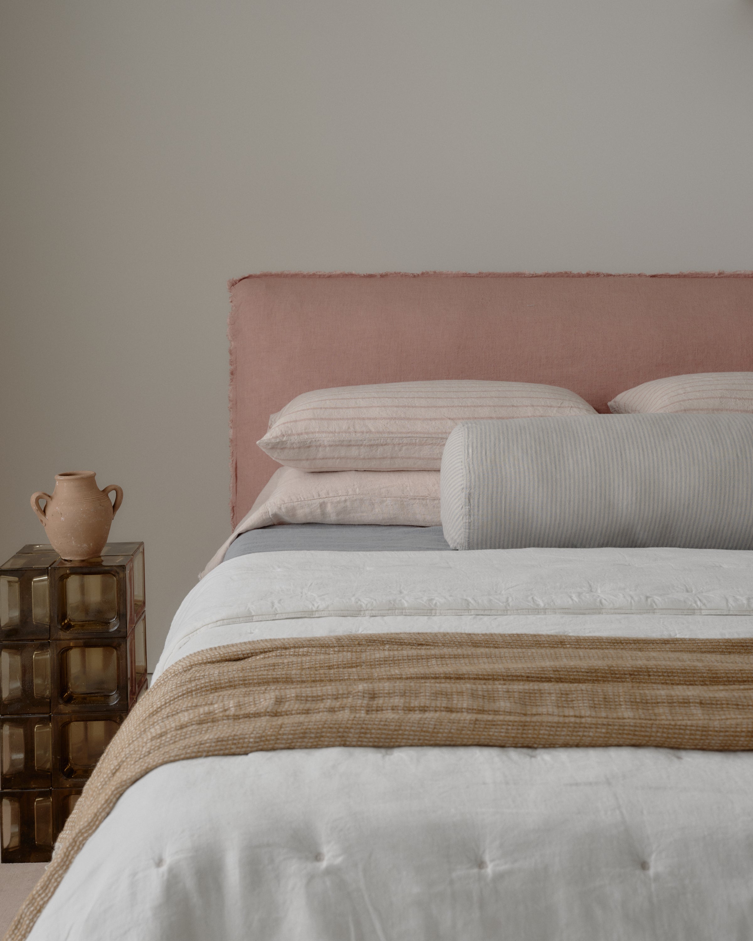 Basix Linen Coverlet - Ayrton