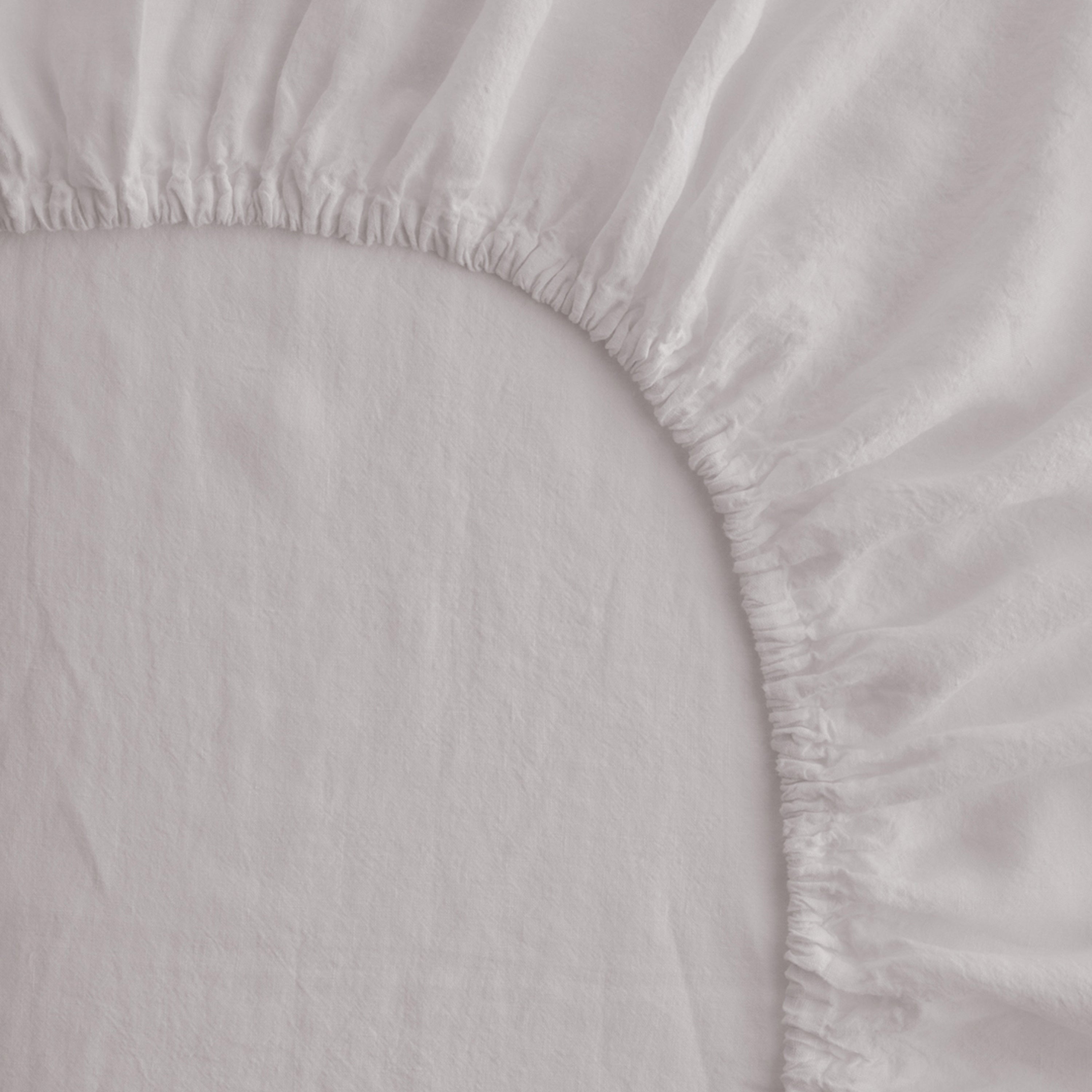 Basix Linen Fitted Sheet - Ayrton