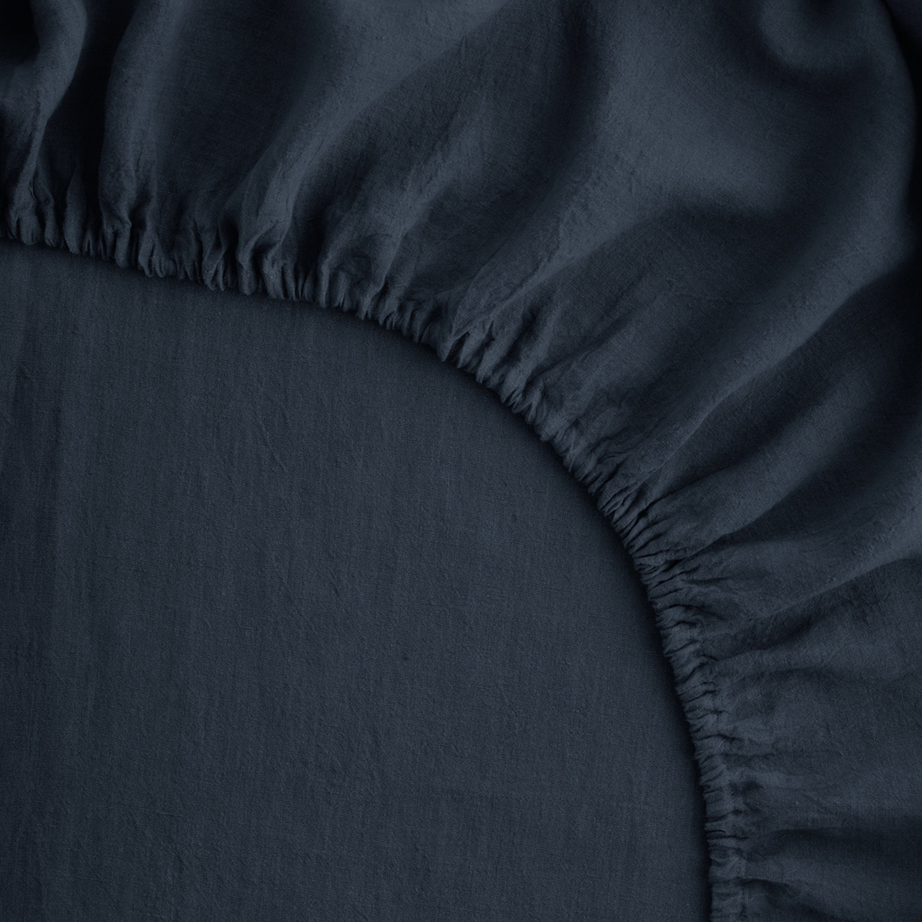 Basix Linen Fitted Sheet - Bateau