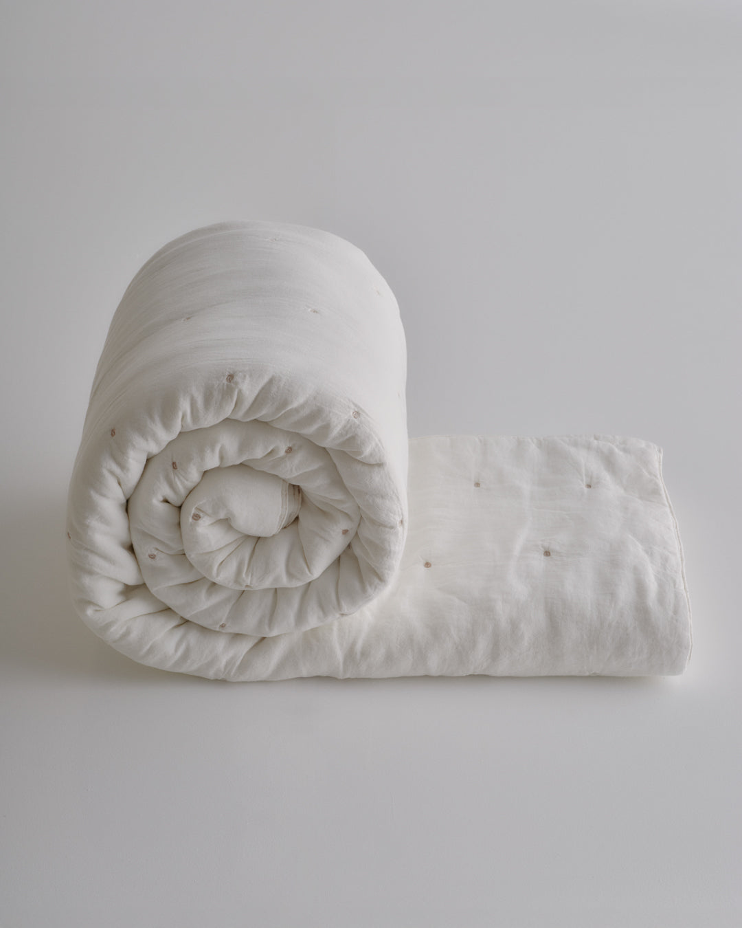 Pure Linen Quilt | Antique White