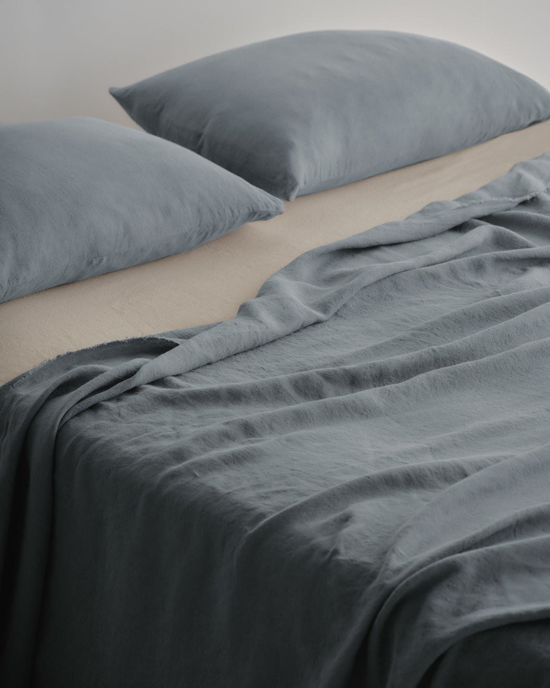 Linen Flat Sheet | Deep Sea Blue