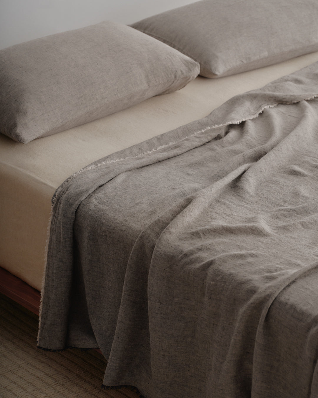 Basix Linen Pillowcase | Muted Black