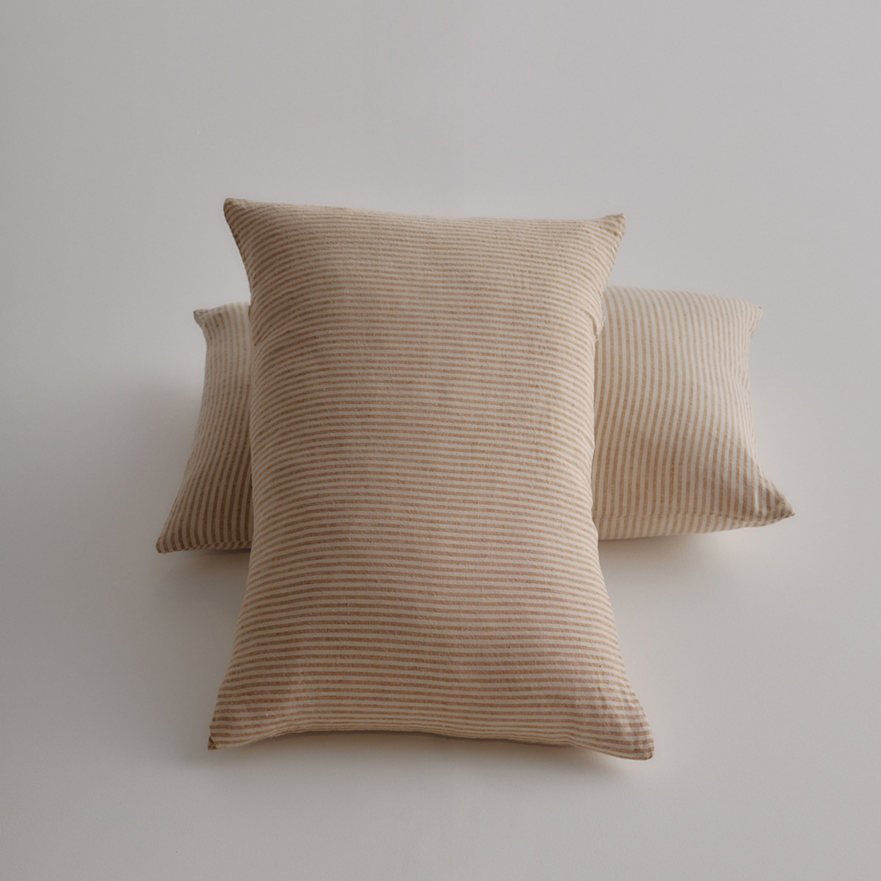 Basix Stripe Linen Cushion - Brun/Sable