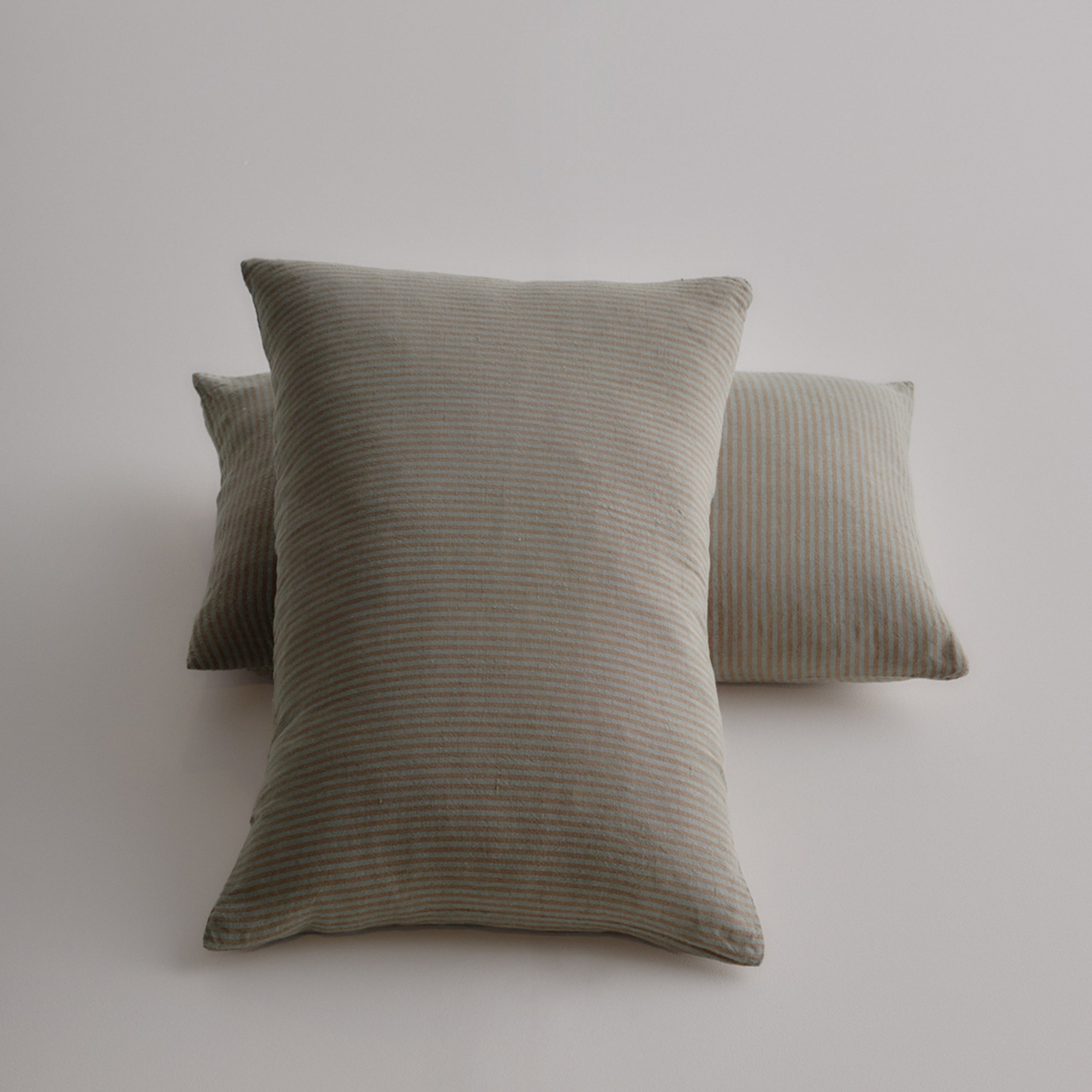 Basix Stripe Linen Cushion - Mare/Bere