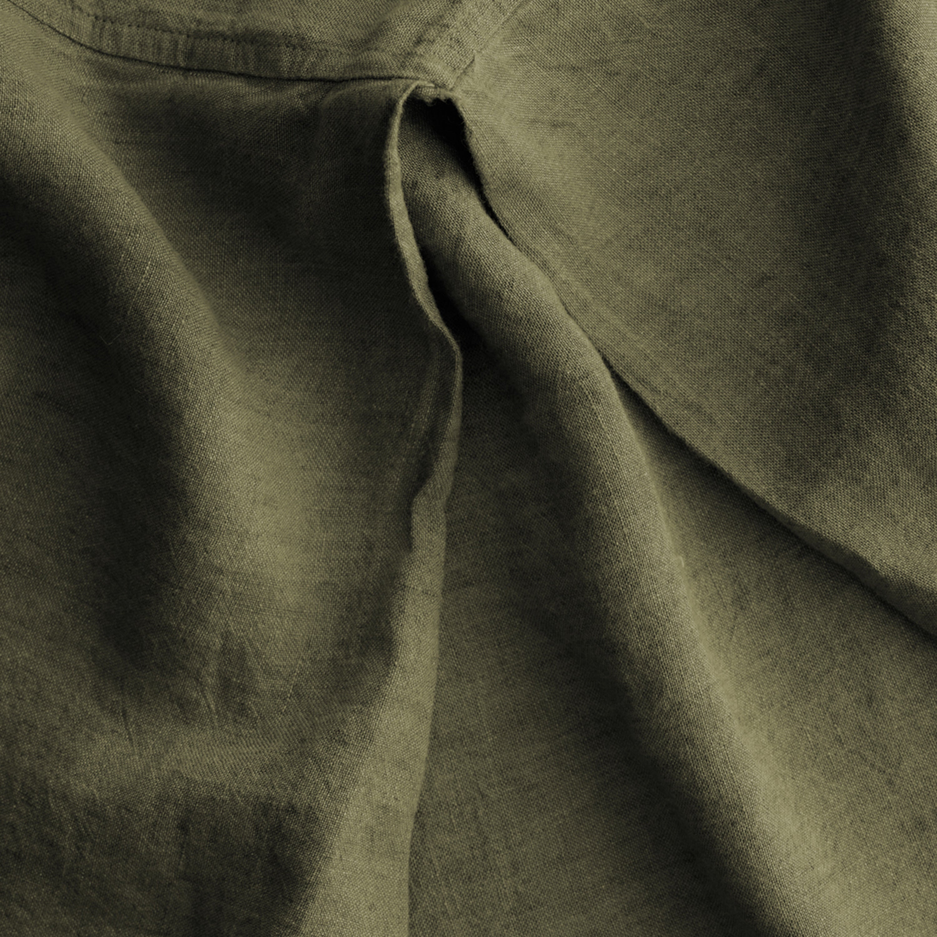 Basix Linen Bed Skirt/Valance - Armee