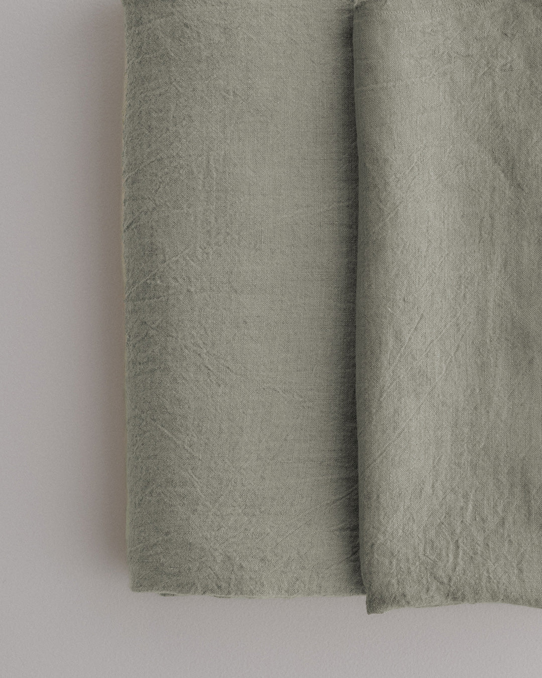 Basix Linen Bed Skirt/Valance - Argent
