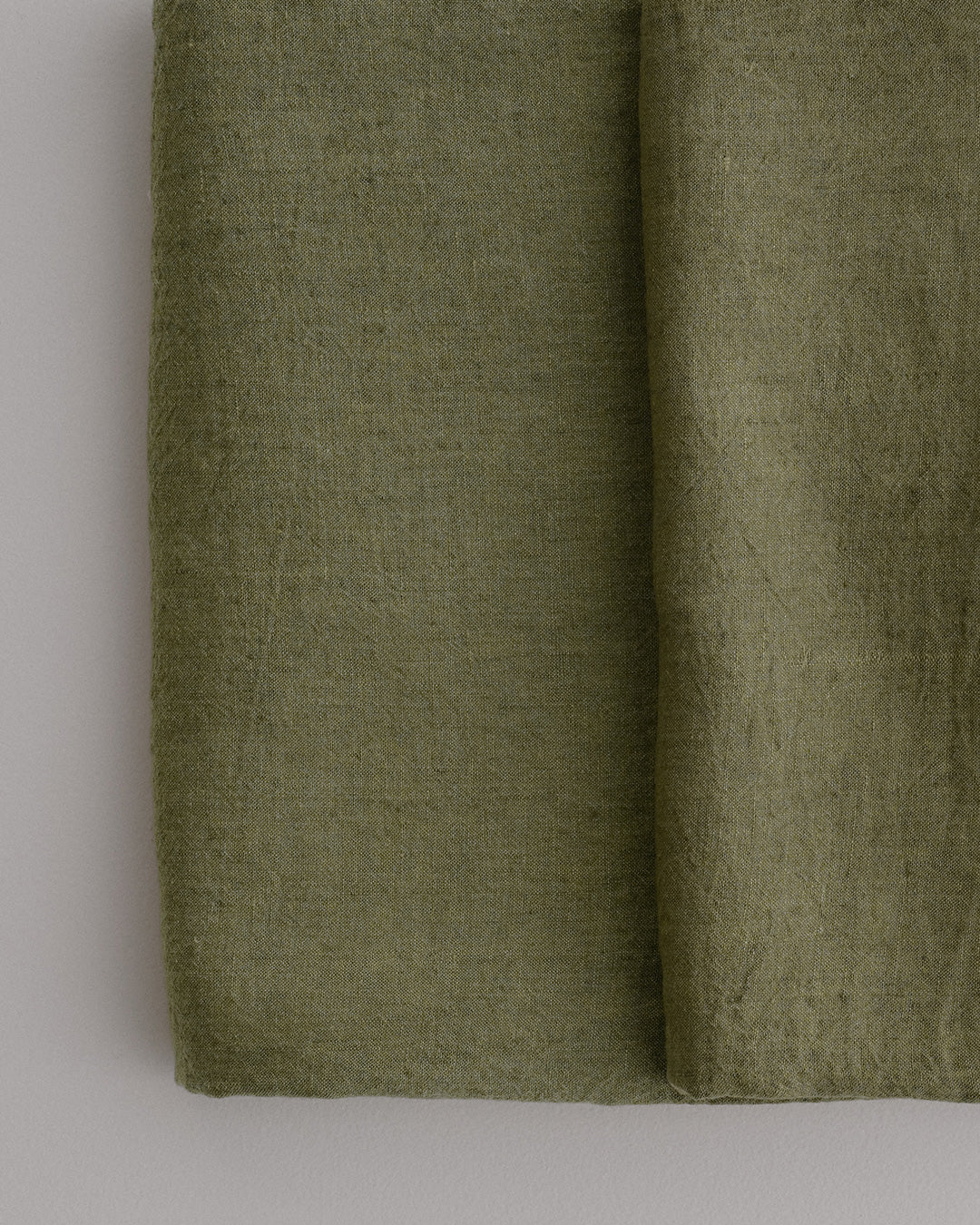 Basix Linen Bed Skirt/Valance - Armee