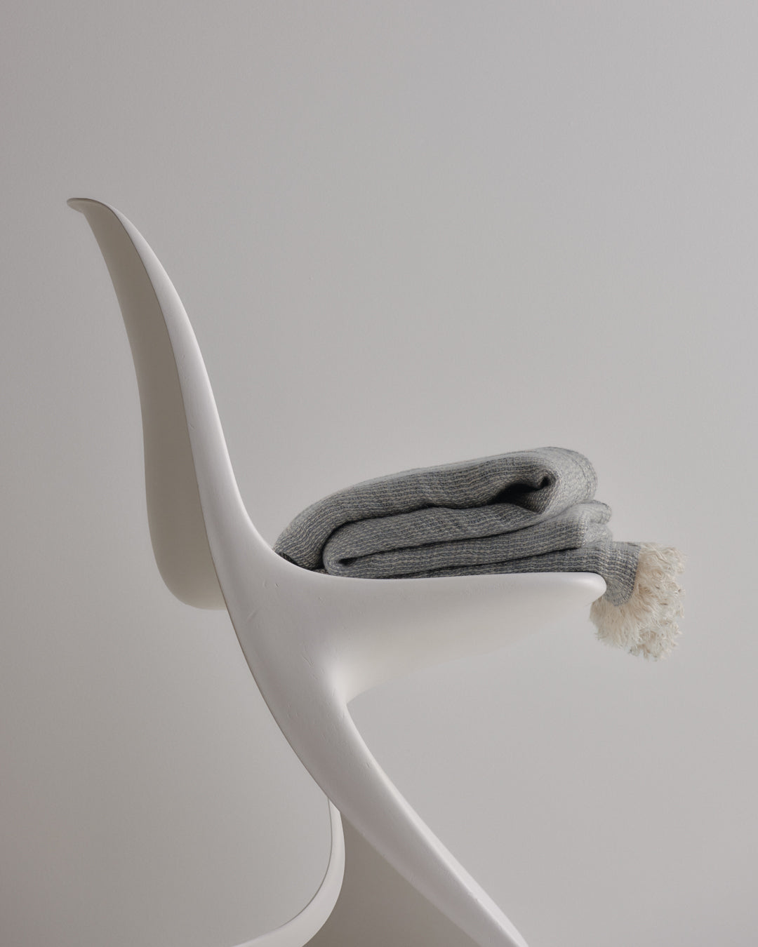 Linen Throw Blanket | Charcoal Grey