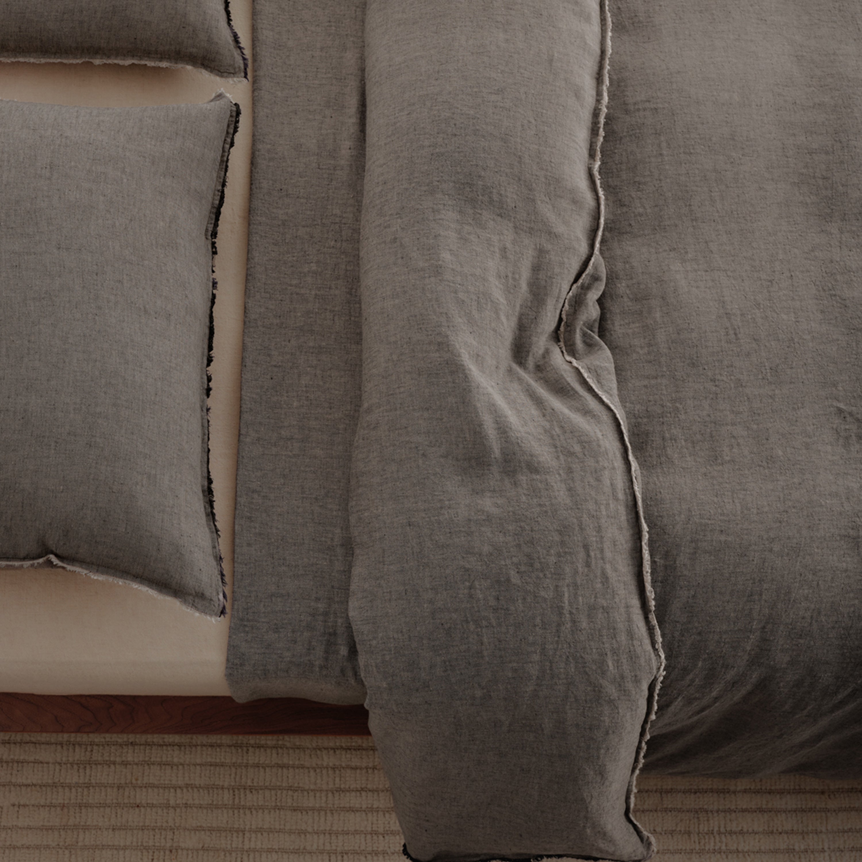 Flocca Linen Duvet Cover - Nox