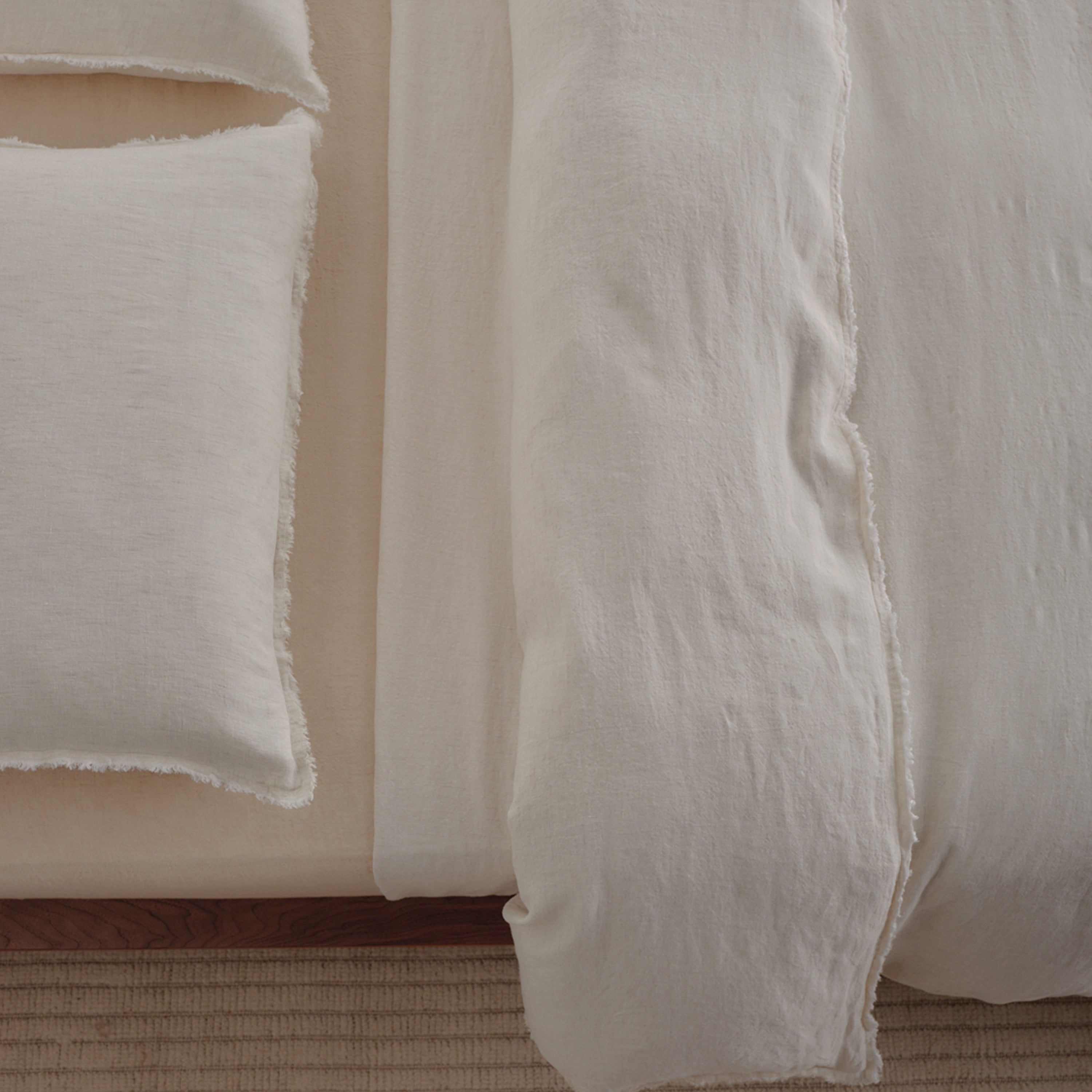 Flocca Linen Duvet Cover - Petra