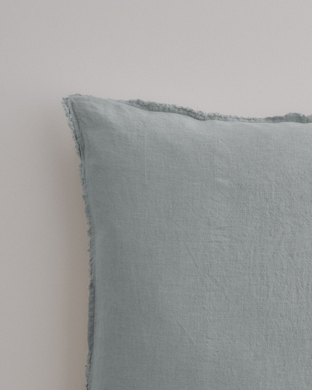 Flocca Linen Cushion - Roy