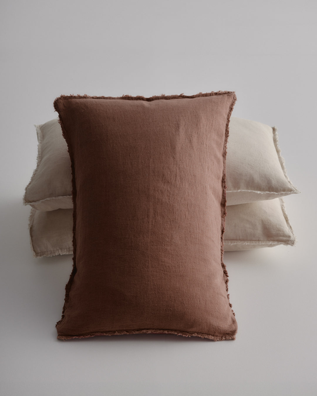 Flocca Linen Pillowcase | Muted Mulberry