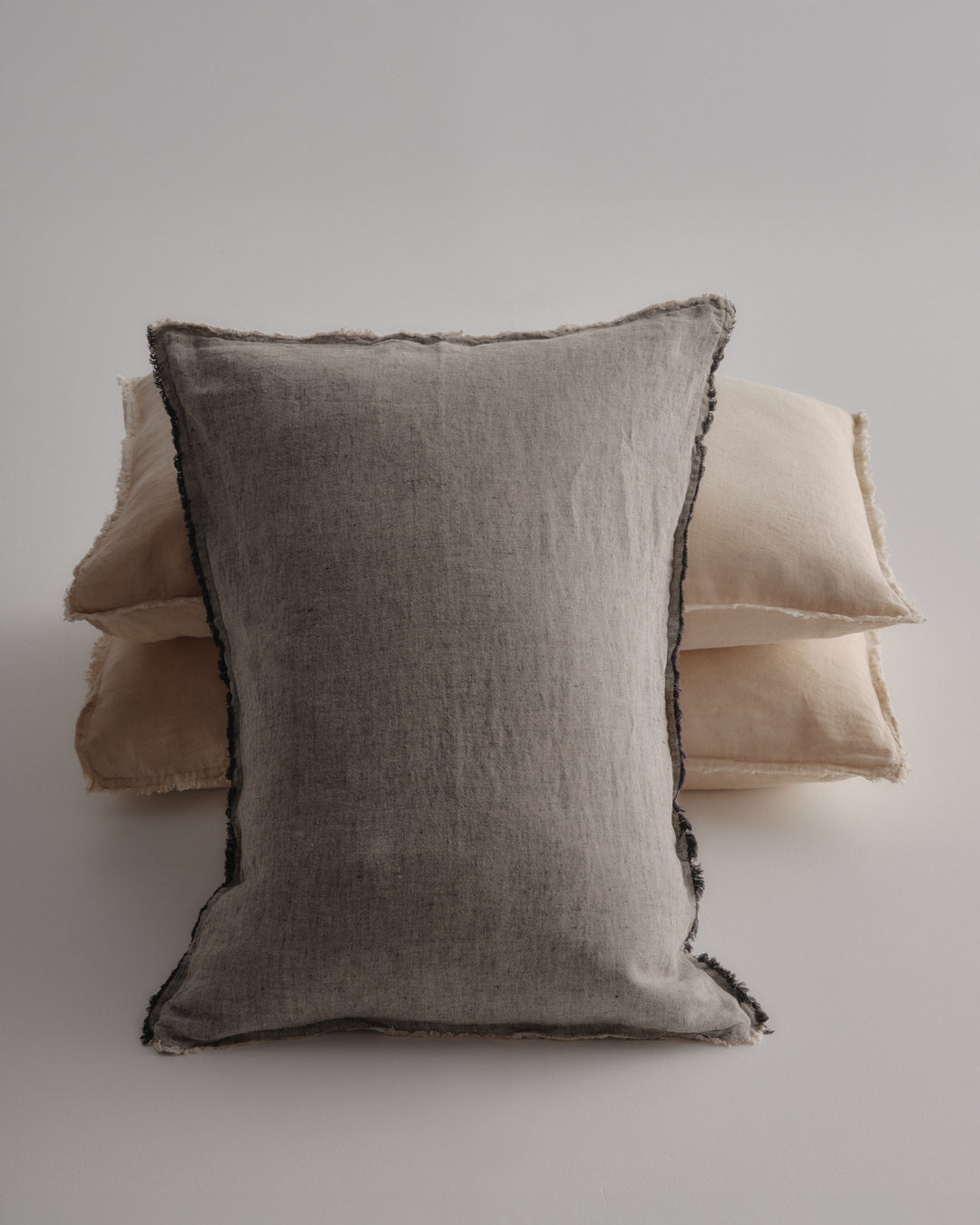 Flocca Linen Pillowcase | Muted Black
