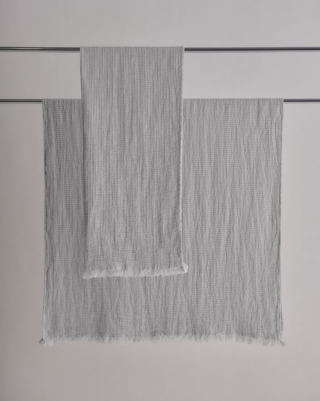 Luxury Linen Bath Towel | Pale Grey