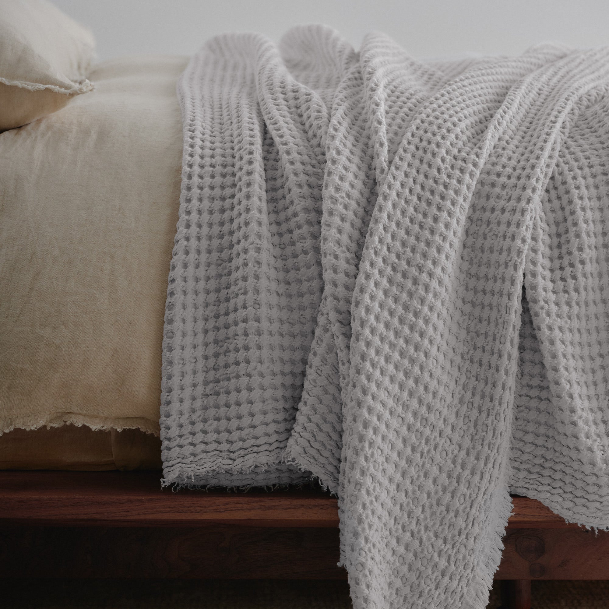 Flocca Linen Blanket - Fog