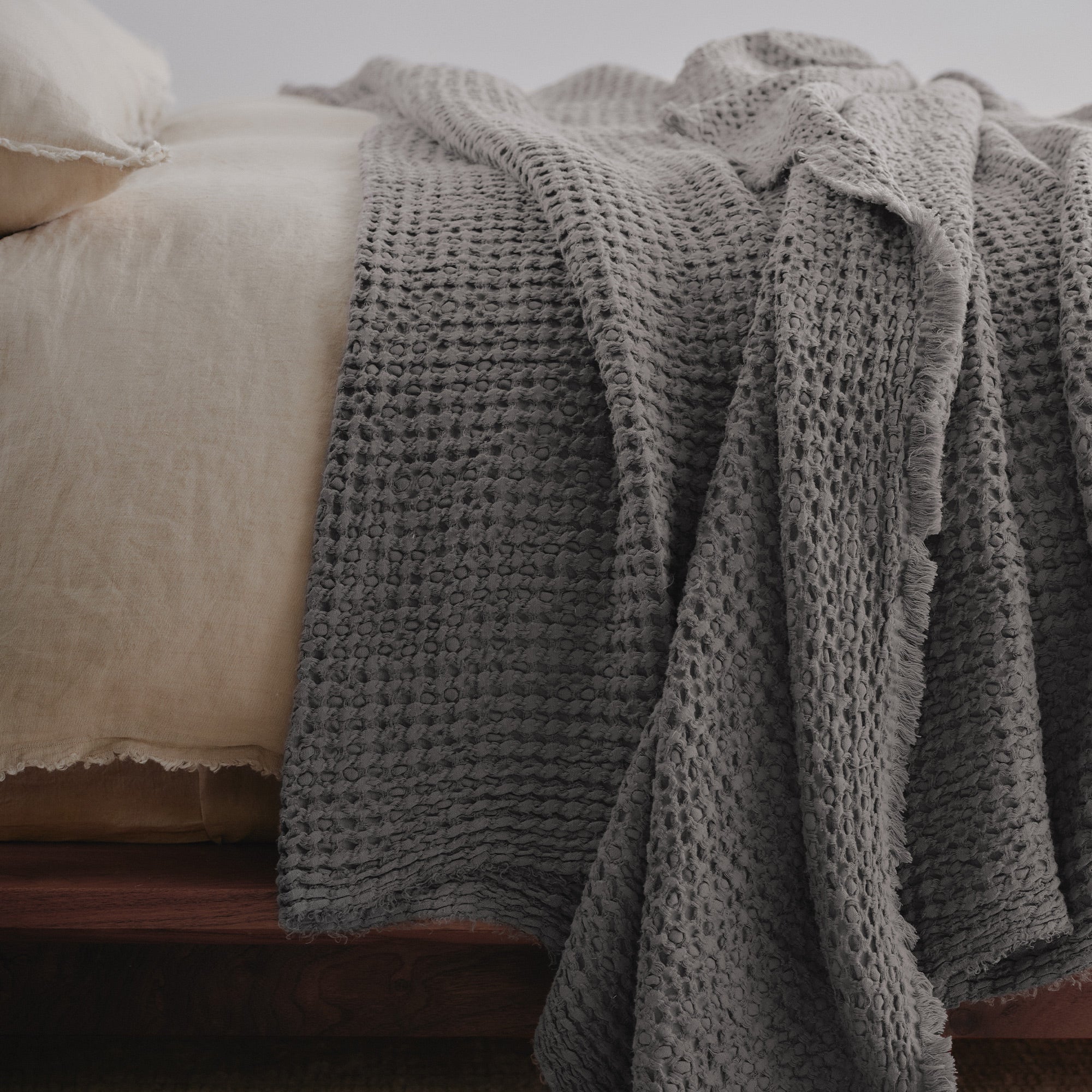 Flocca Linen Blanket - Tempest