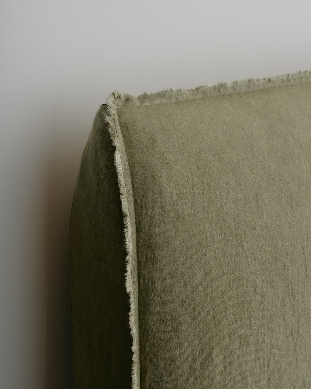 Short Linen Bedhead | Deep Khaki