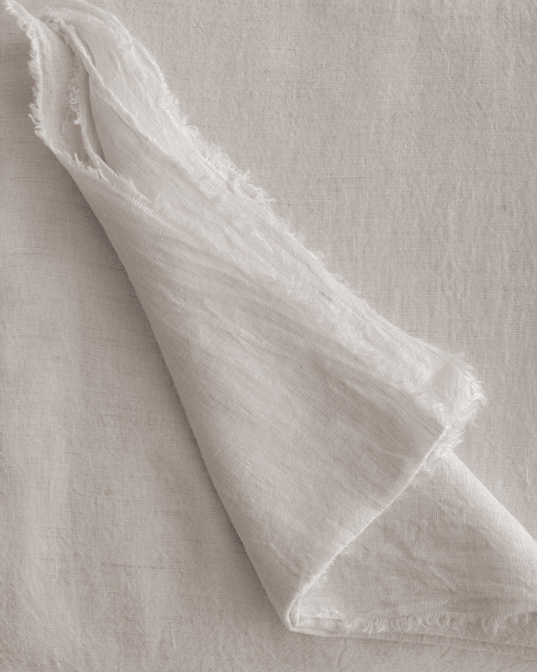 Flocca Linen Bedhead Short - Petra