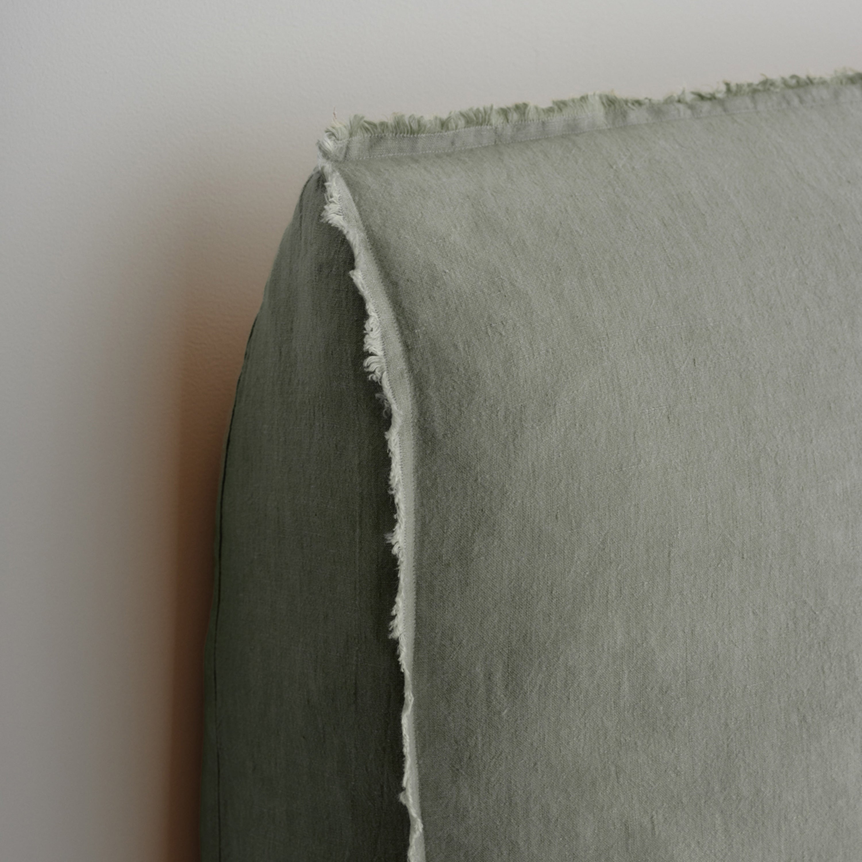 Flocca Linen Bedhead Tall - Mare